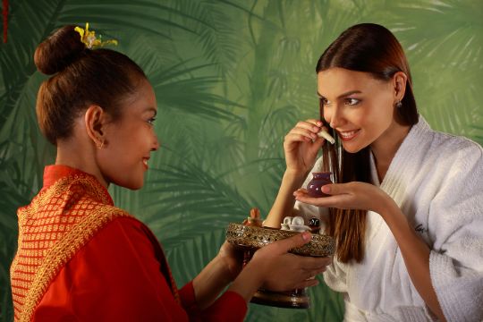 Тайский шёлк — 1 час, тайские традиции